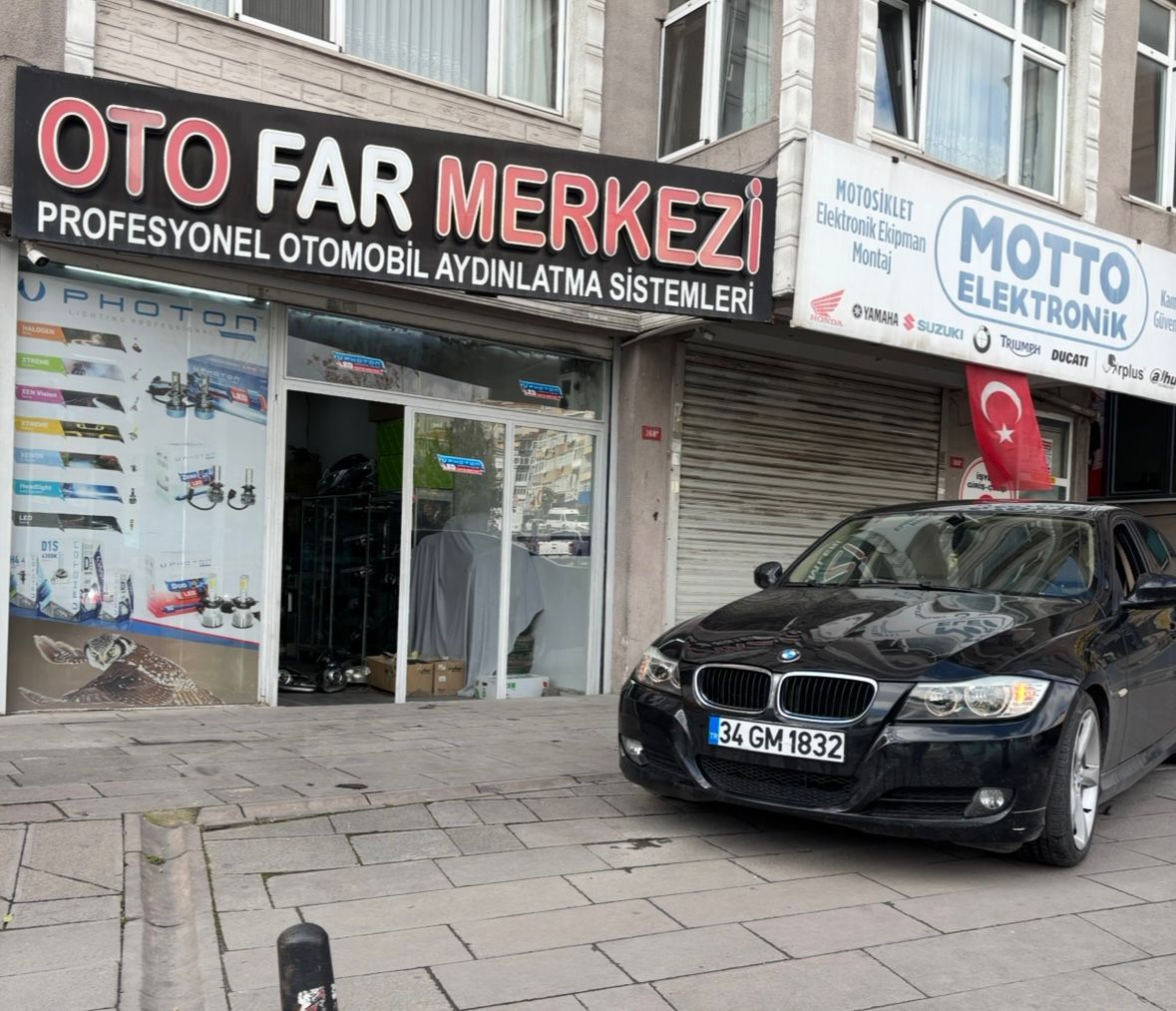BMW E90 Cam Değişimi 